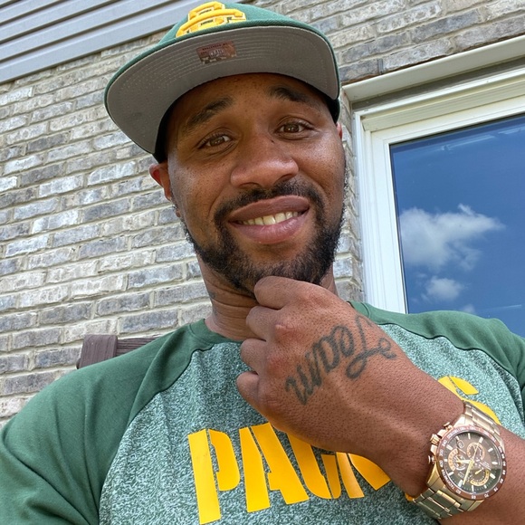 Meet your Posher, Michael - Picture 1 of 1